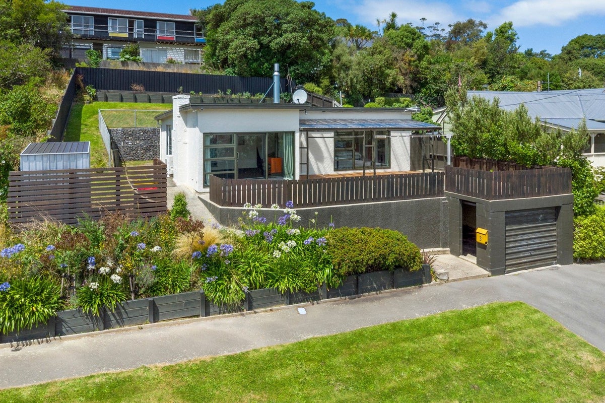 3 Harrington Street, Port Chalmers, Dunedin - Carousel 1