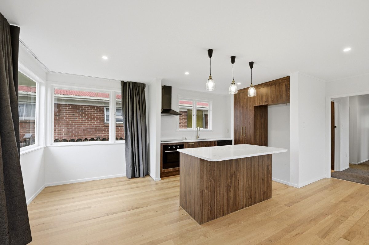 1 Parakai Avenue, Parakai, Helensville - Carousel 2