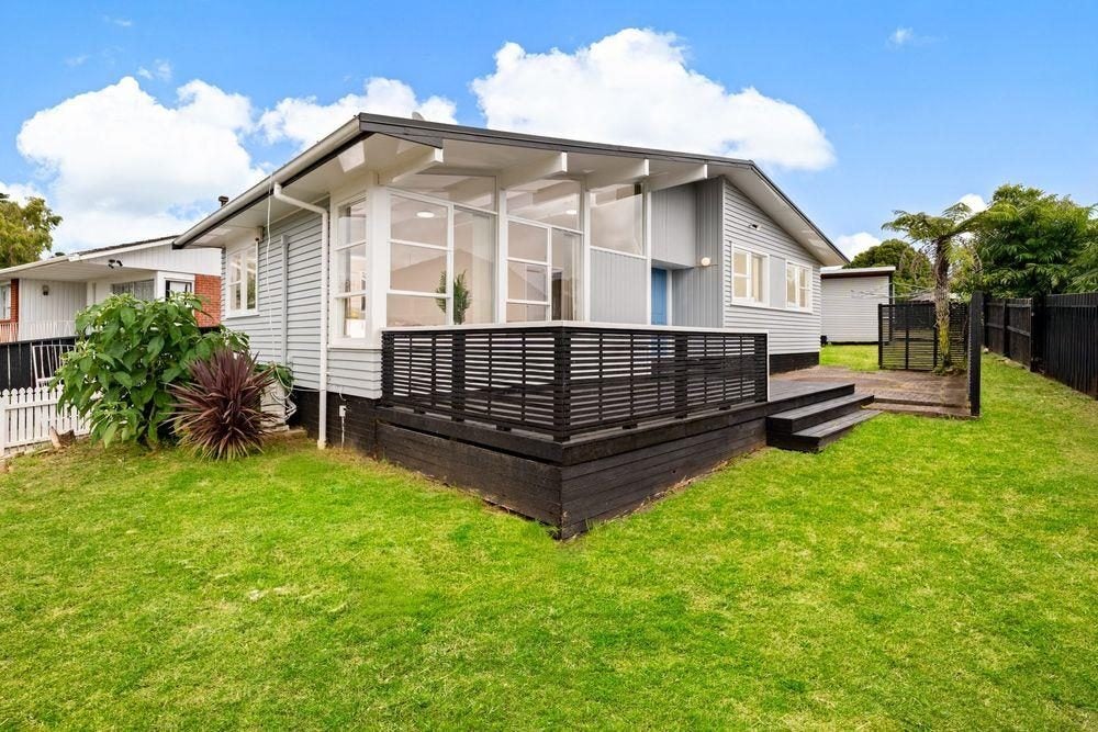 16 Wordsworth Road, Manurewa, Auckland - Carousel 1