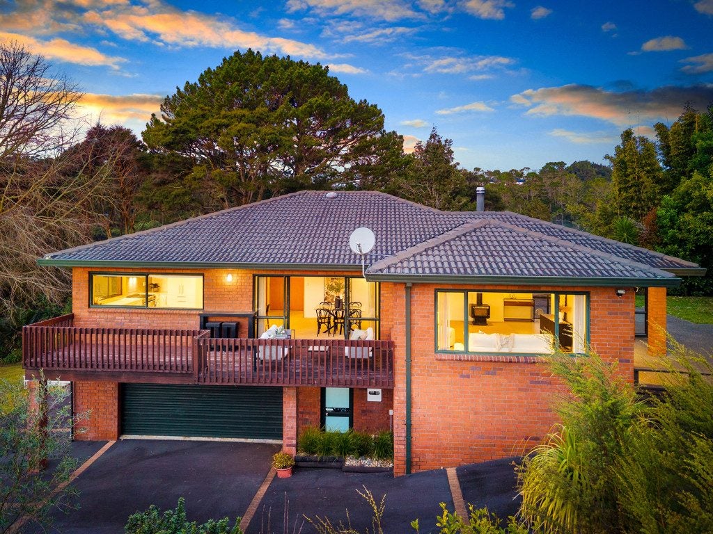 168 Shaw Road, Oratia, Auckland - Carousel 2