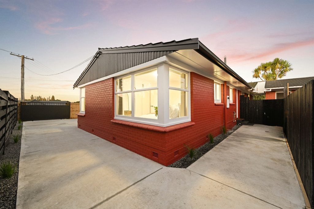 1A Dyer Street, Whitiora, Hamilton - Carousel 2