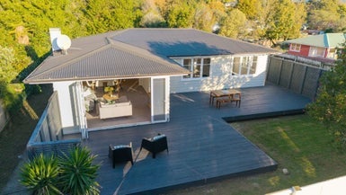 670 Main Road North, Te Marua, Upper Hutt - Carousel 1