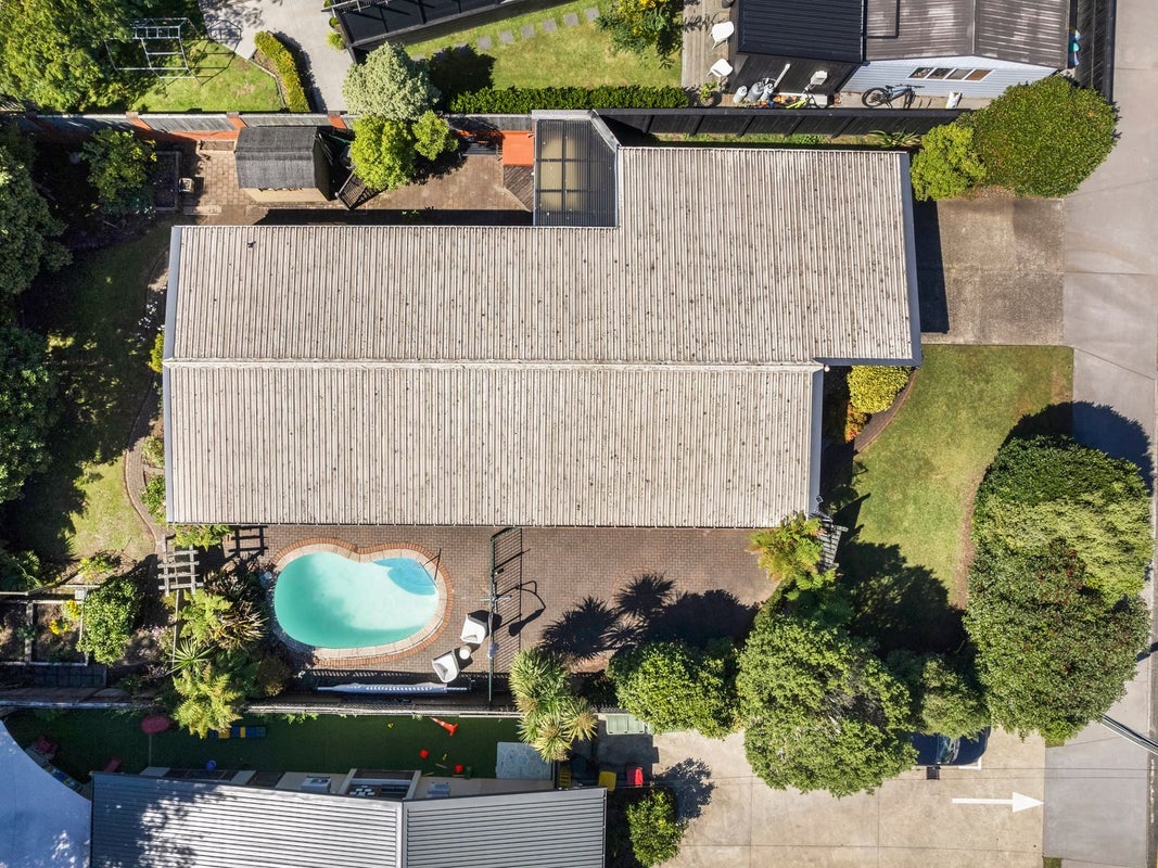 10 Iles Road, Lynmore, Rotorua - Carousel 24