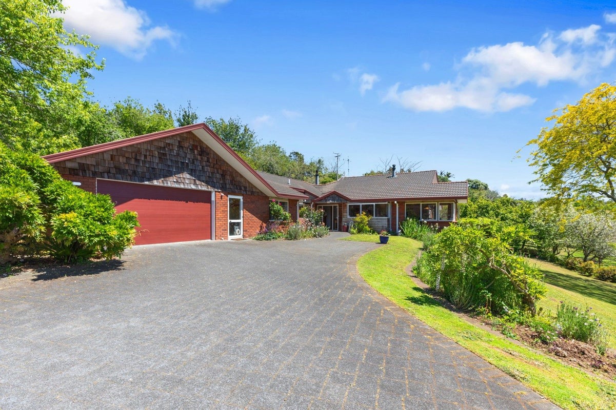 210 Crawford Road, Minden, Tauranga - Carousel 1