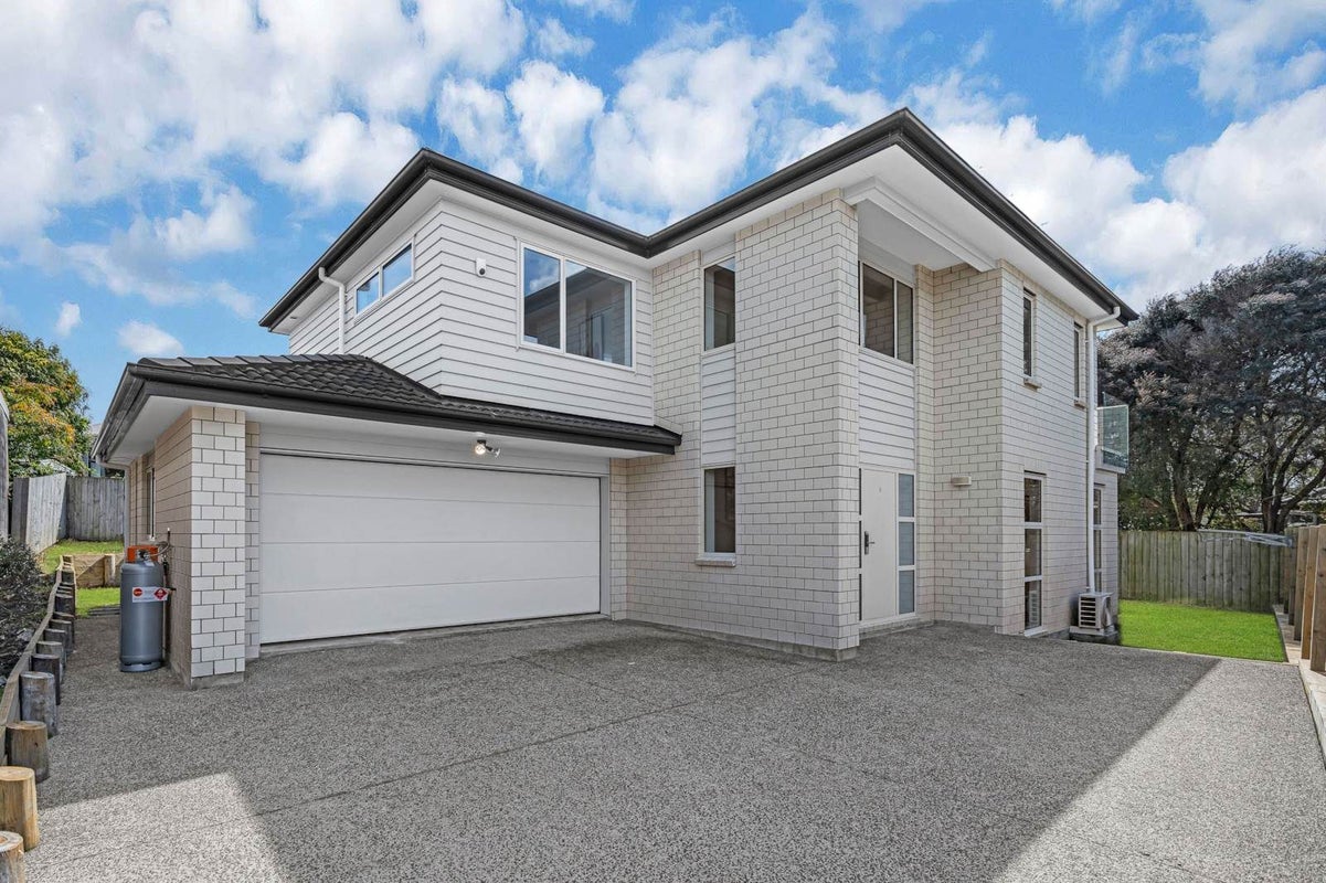 7B Ward Crescent, Te Atatu Peninsula, Auckland - Carousel 1