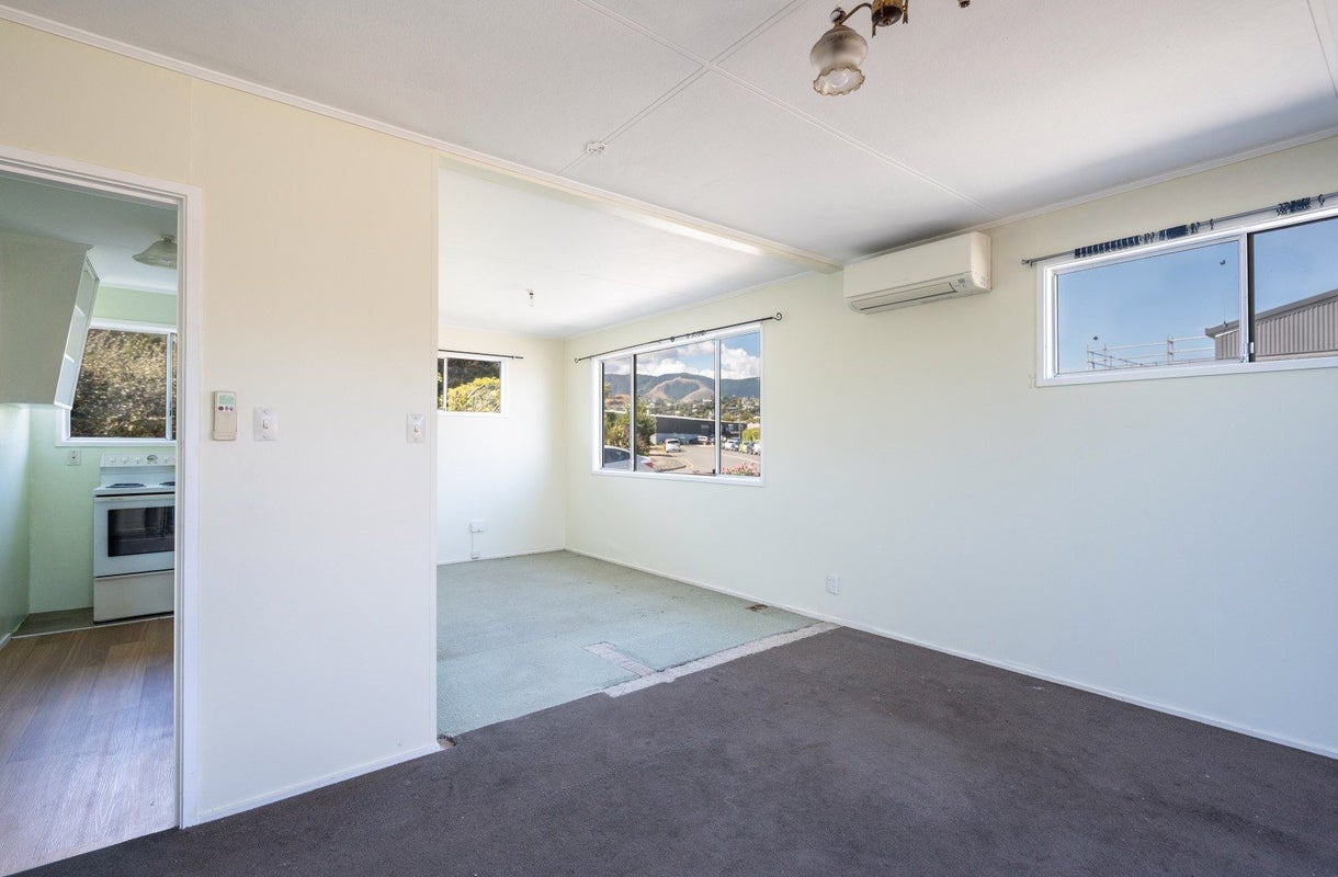 2A Bullen Street, Tahunanui, Nelson - Carousel 2