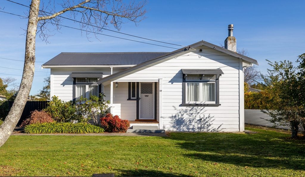 27 Fleet Street, Solway, Masterton - Carousel 1