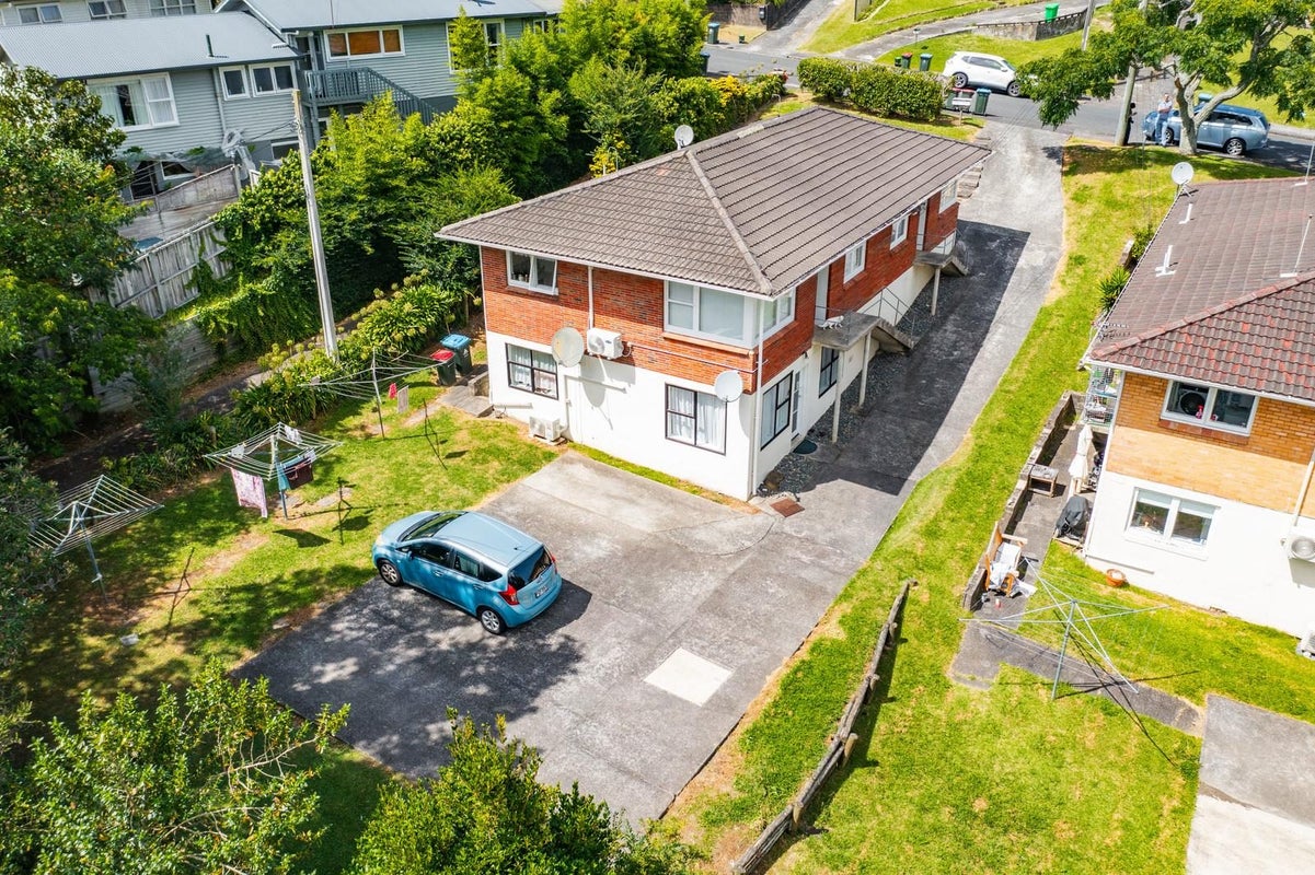 1/66 Shoreham Street, Avondale, Auckland - Carousel 23
