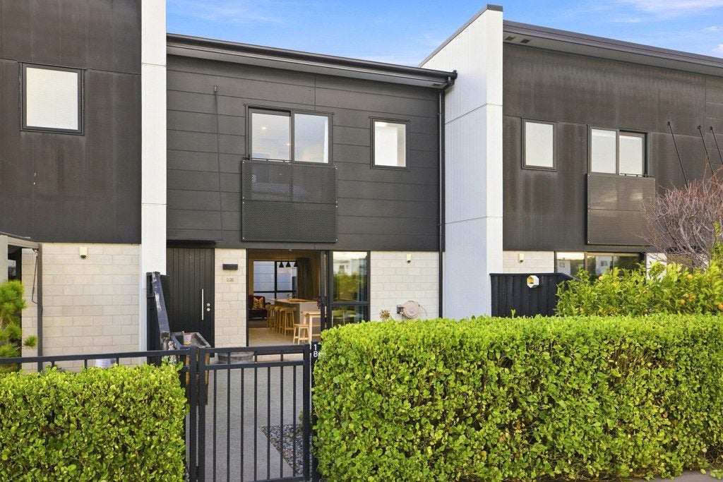 18 Brian Keogh Lane, Wigram, Christchurch - Carousel 1