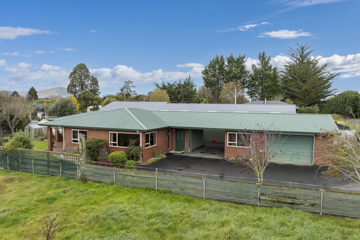 82 Henry Street, Waikouaiti, Waikouaiti - Carousel 1