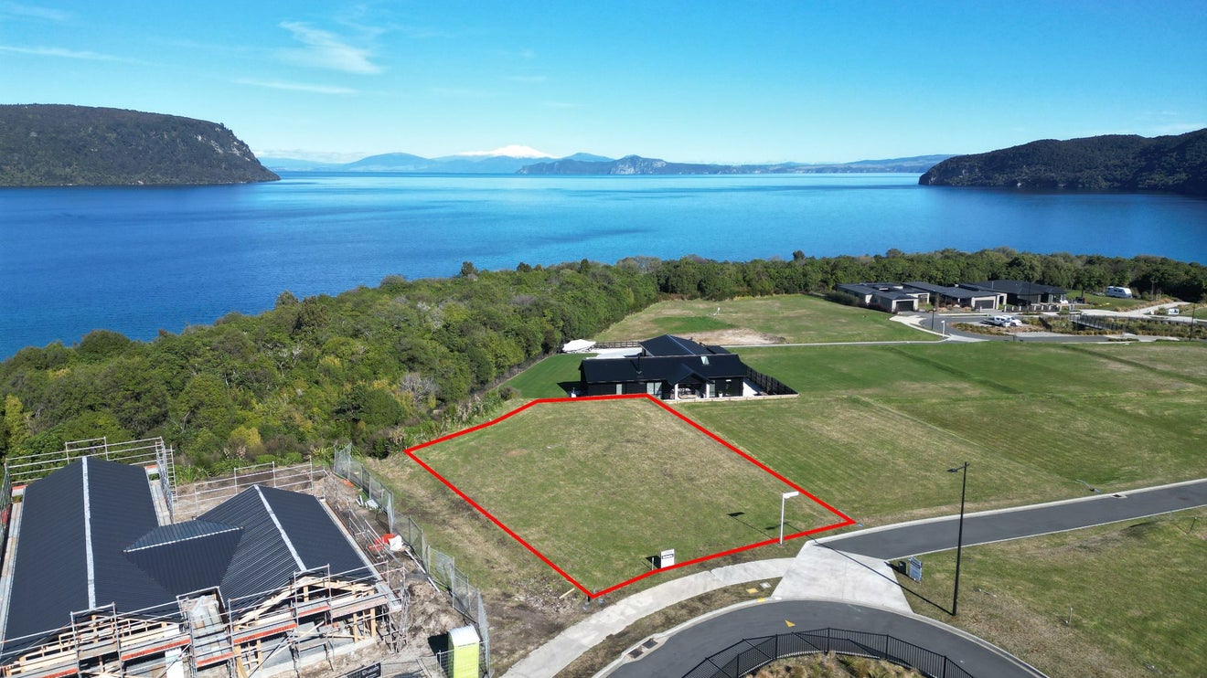 16 Broadleaf Way, Kinloch, Taupo - Carousel 1