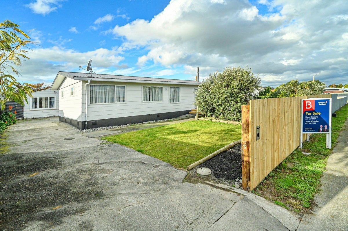24 Palgrave Avenue, Flaxmere, Hastings - Carousel 17