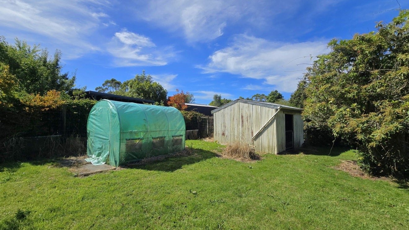 21 Dents Road, Kaniere, Hokitika - Carousel 16