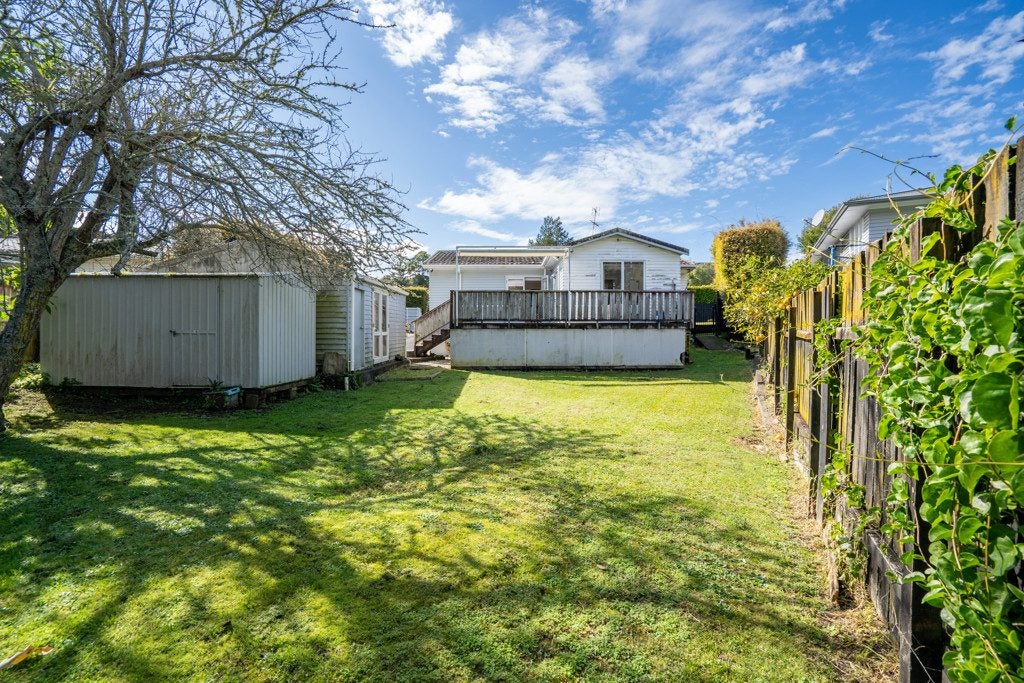 5 Farringdon Street, Glen Innes, Auckland - Carousel 38