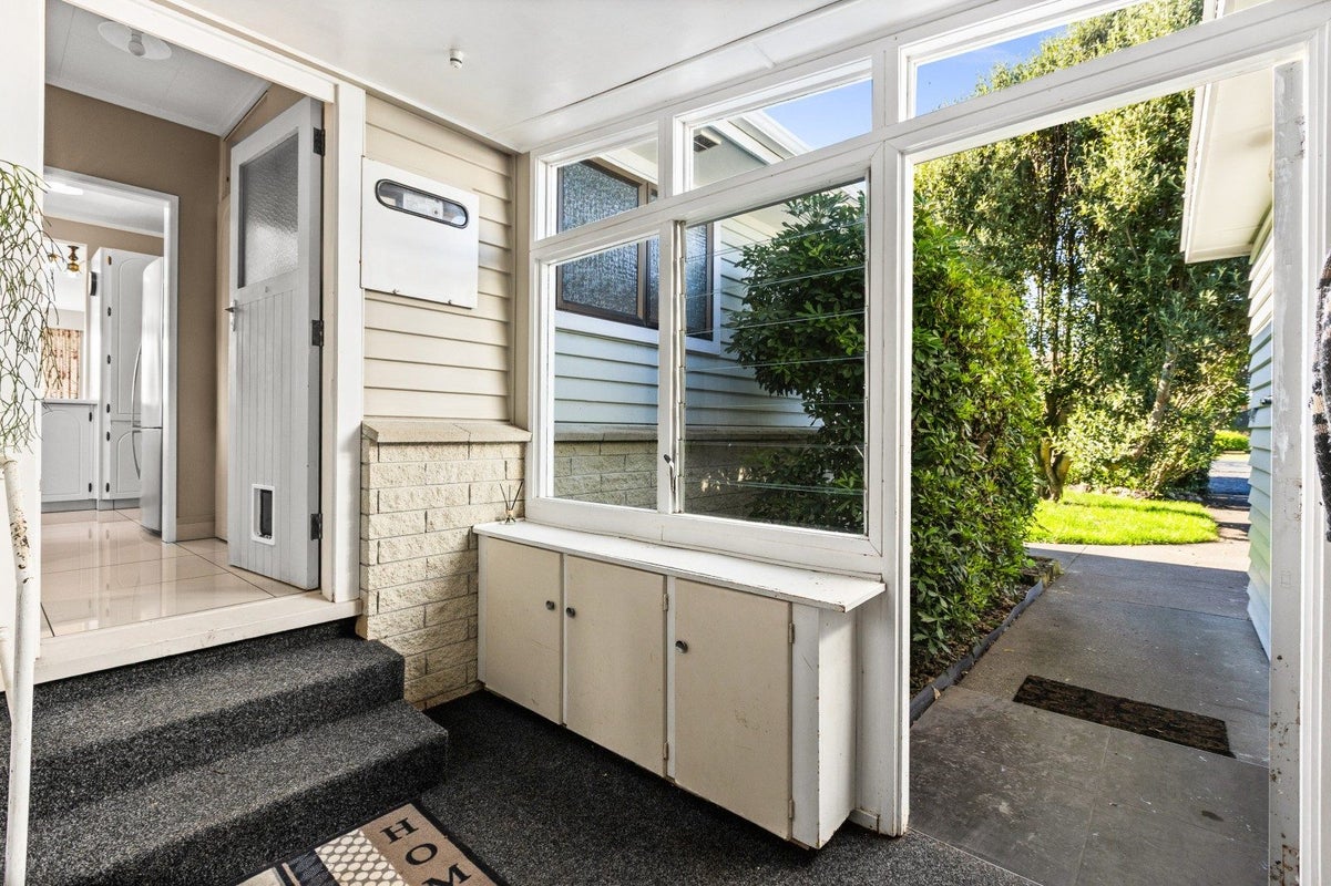 29 Domain Road, Westshore, Napier - Carousel 18