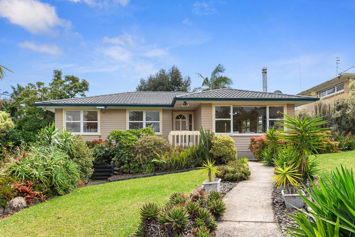 6 Adams Place, Te Kamo, Whangarei - Carousel 16