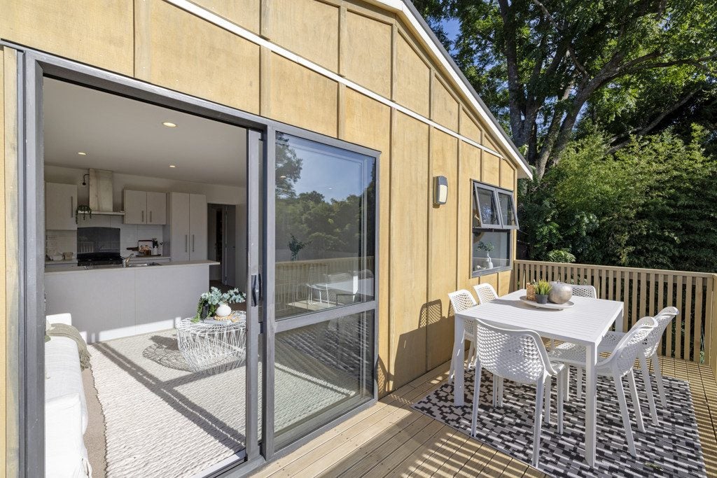 1179A Cameron Road, Gate Pa, Tauranga - Carousel 1