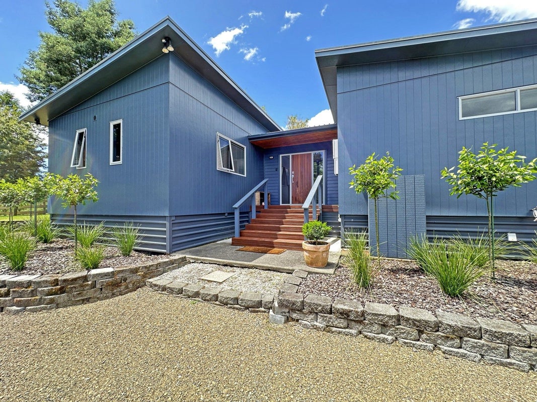 6 Yasmin Lane, Kinloch, Taupo - Carousel 24