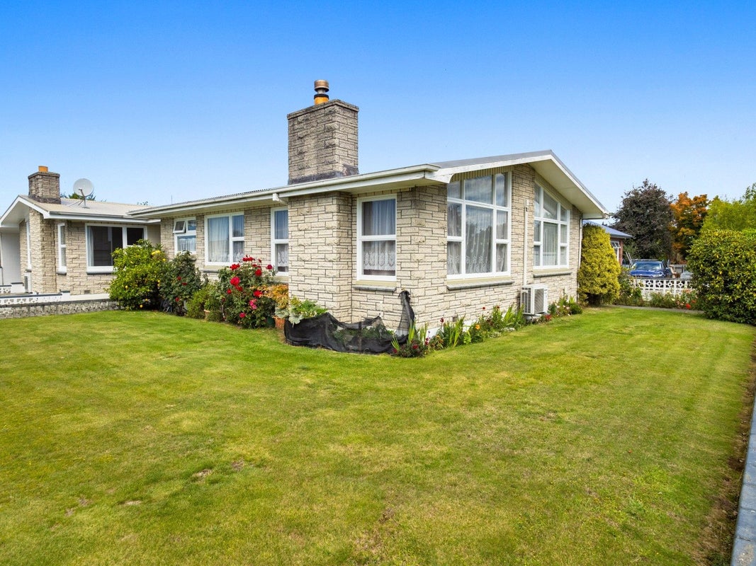 192 Chalmers Avenue, Hampstead, Ashburton - Carousel 1