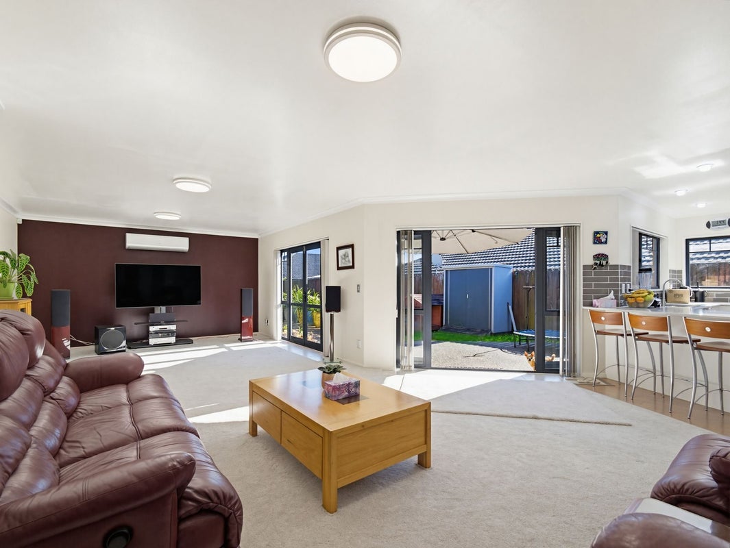 3 Norm Pellow Drive, Manurewa, Auckland - Carousel 2