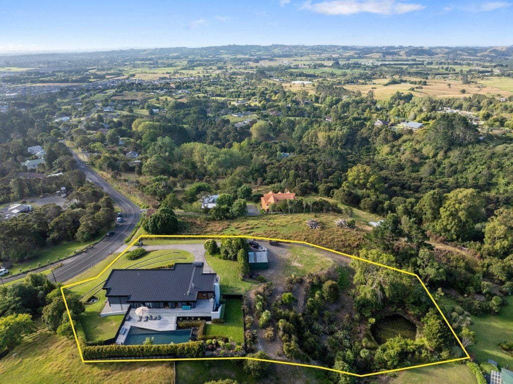 310 Kaipara Road, Papakura, Papakura - Carousel 40