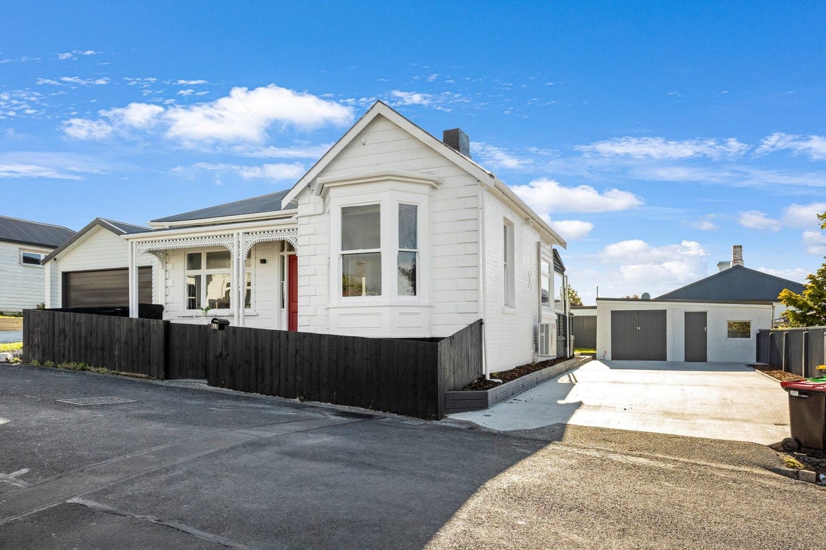 75 Maryhill Terrace, Maryhill, Dunedin - Carousel 1