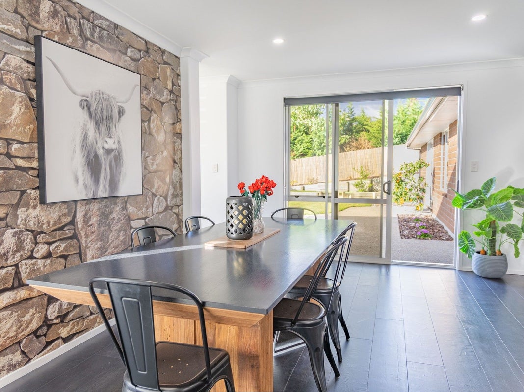 73 Rexford Heights, Pyes Pa, Tauranga - Carousel 2