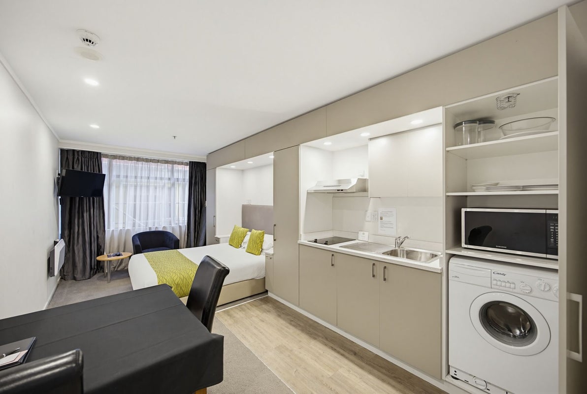 8F/35 Johnston Street, Wellington Central, Wellington - Carousel 2
