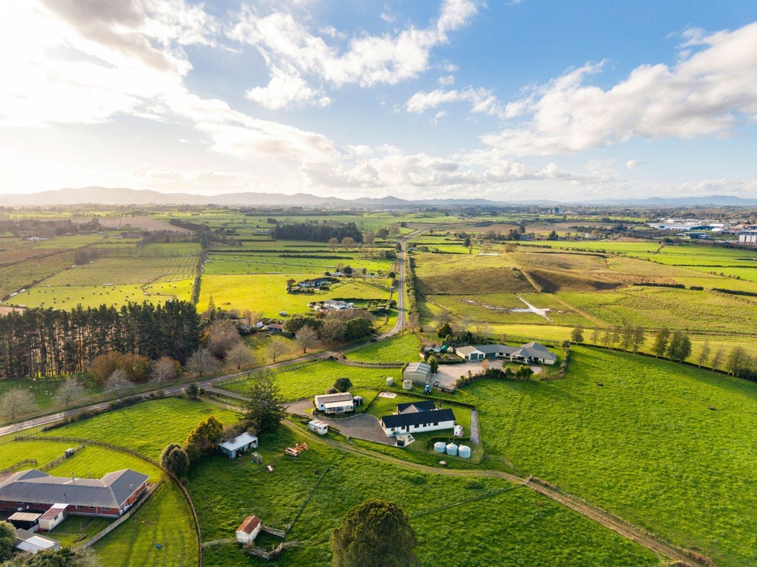 89 Burbush Road, Burbush, Hamilton - Carousel 40