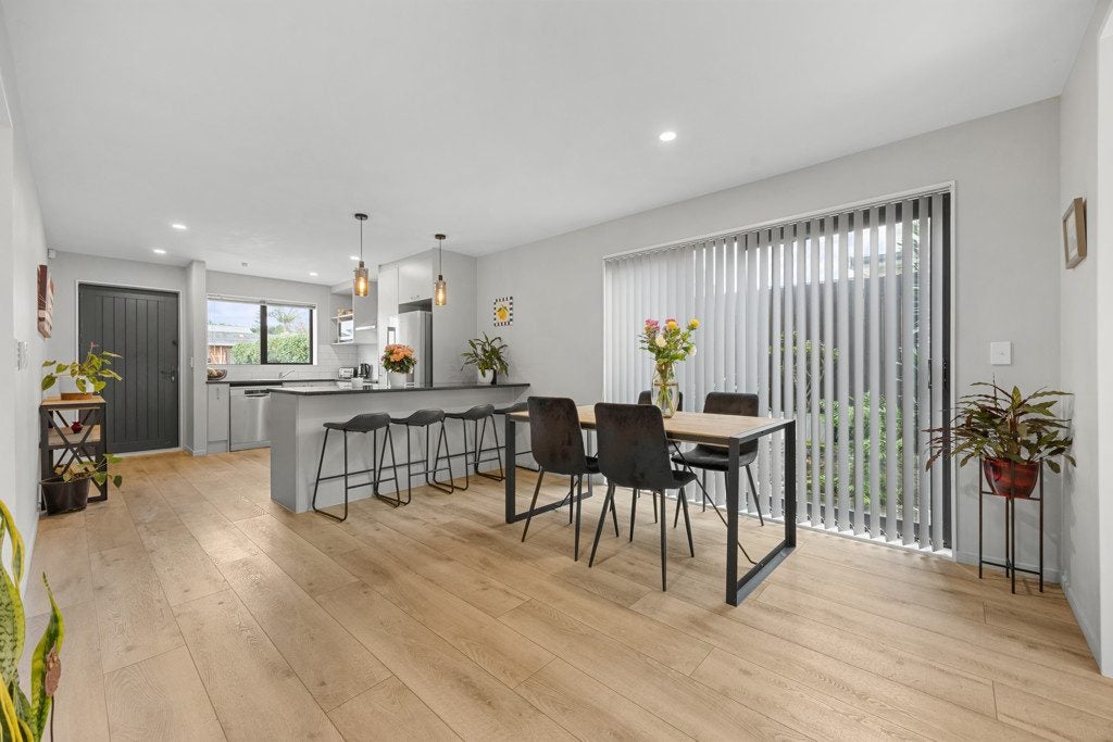 1/1 Tiaka Place, Pakuranga, Auckland - Carousel 2