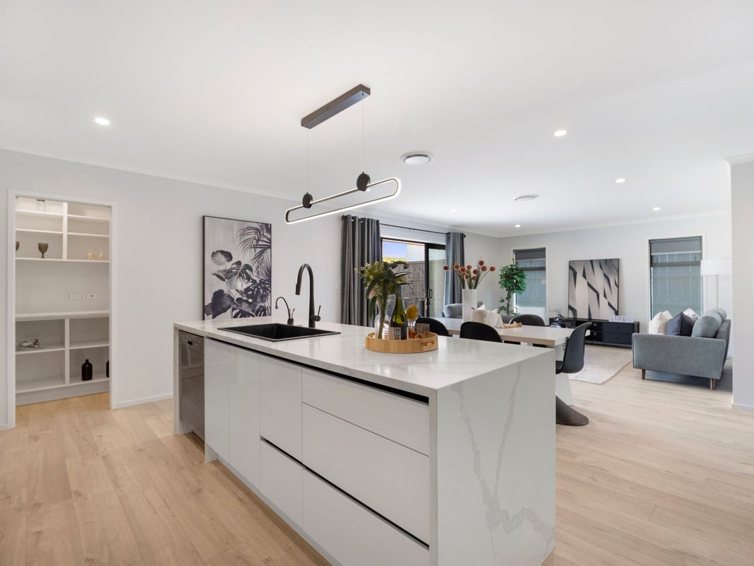 32 Waireka Road, Rototuna North, Hamilton - Carousel 1