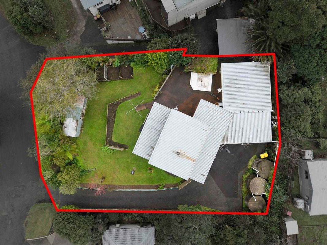 630 Whangaparaoa Road, Stanmore Bay, Whangaparaoa - Carousel 1