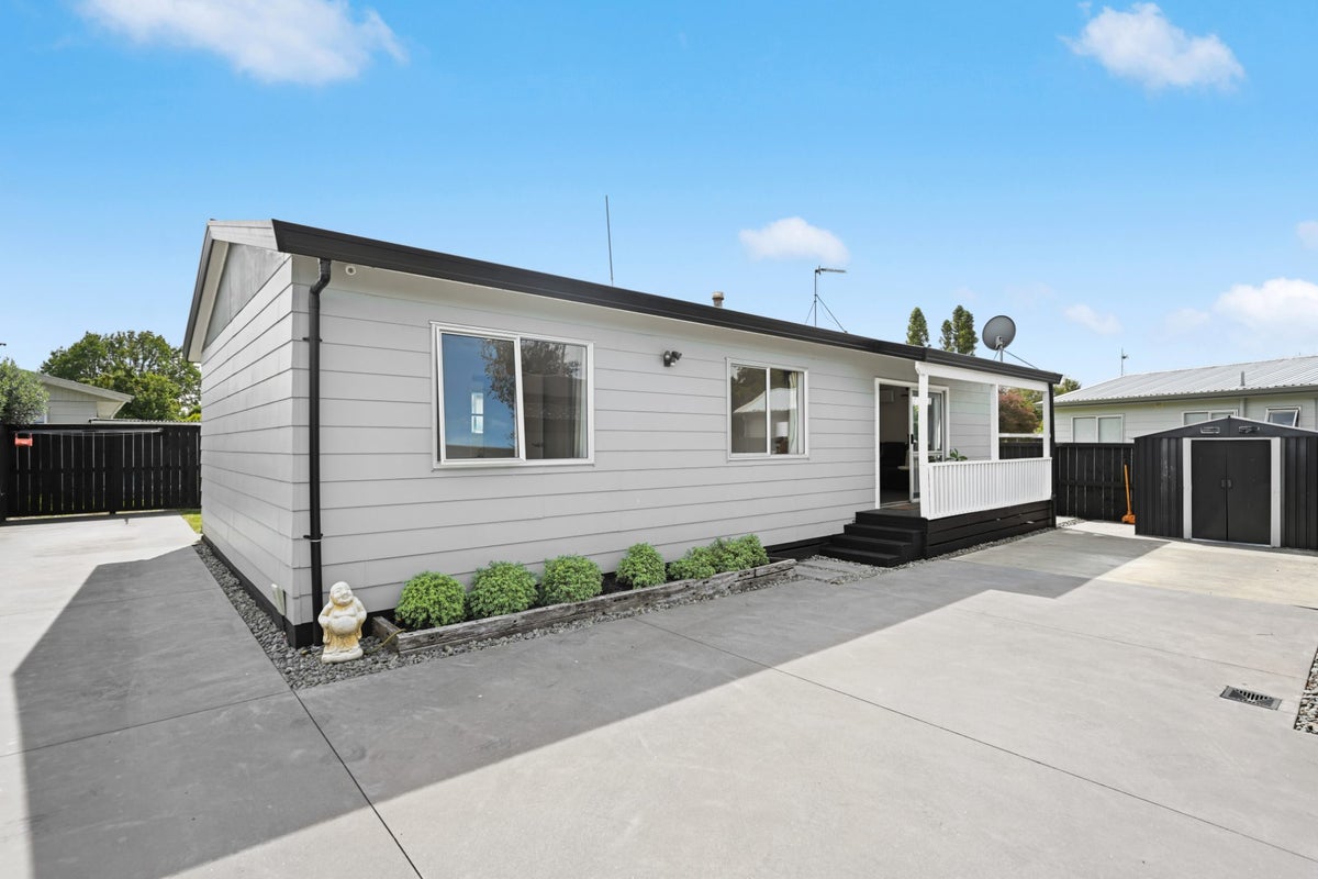 115B Tennyson Street, Leamington, Cambridge - Carousel 1