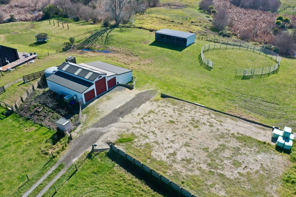 1110 Thornton Road, Matata, Whakatane - Carousel 2