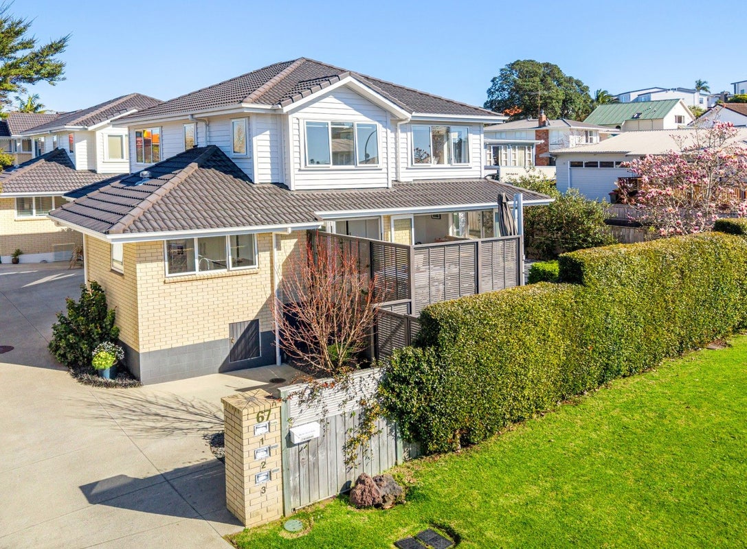 1/67 Nelson Street, Howick, Auckland - Carousel 1