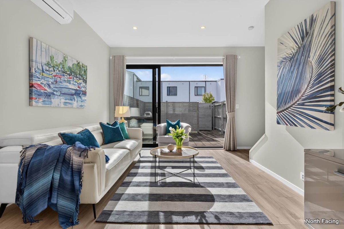 54 Roundel Crescent, Whenuapai, Auckland - Carousel 2