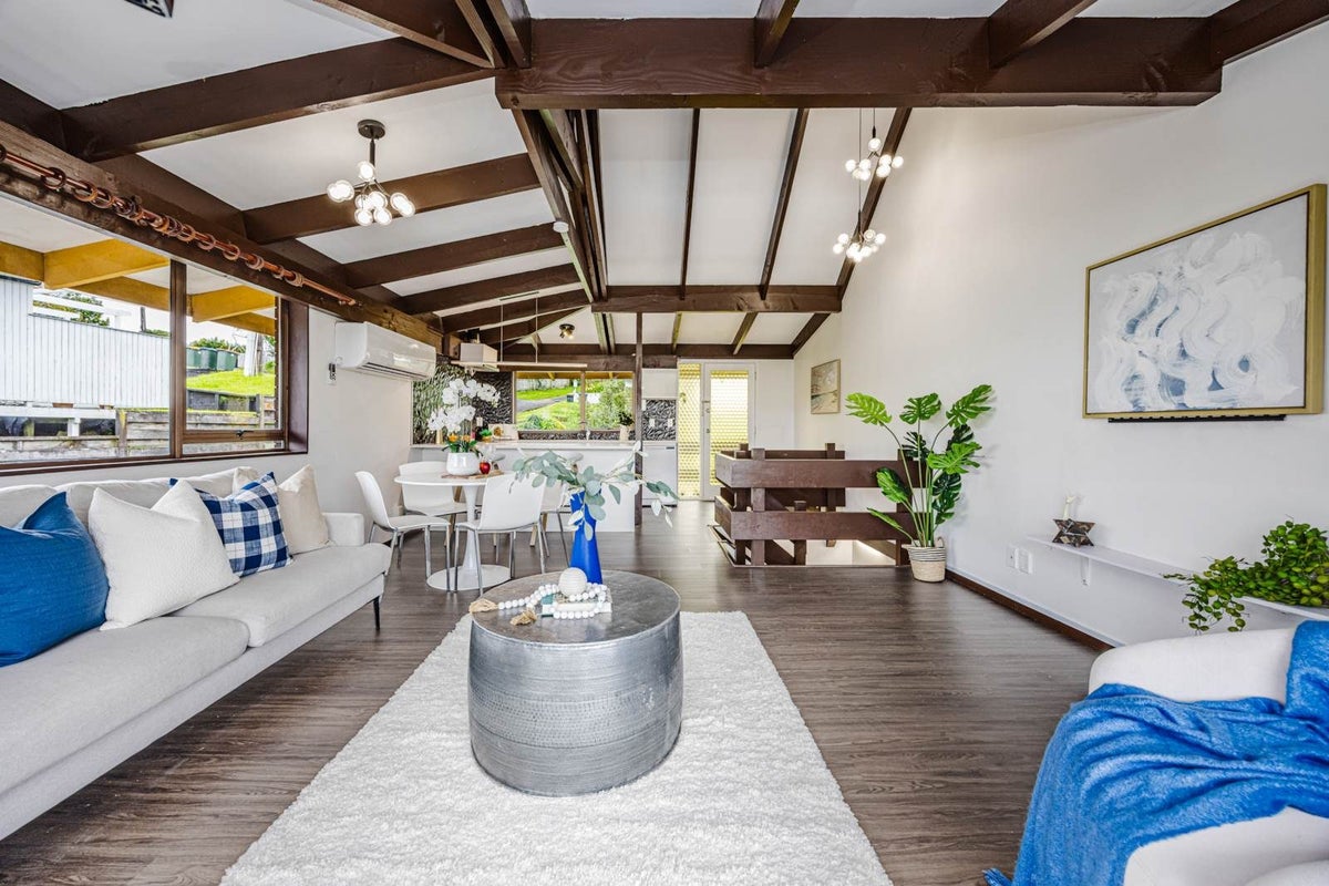 1/15 Anita Avenue, Mount Roskill, Auckland - Carousel 2
