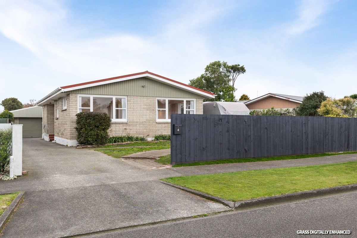 4 Edwards Place, Terrace End, Palmerston North - Carousel 1