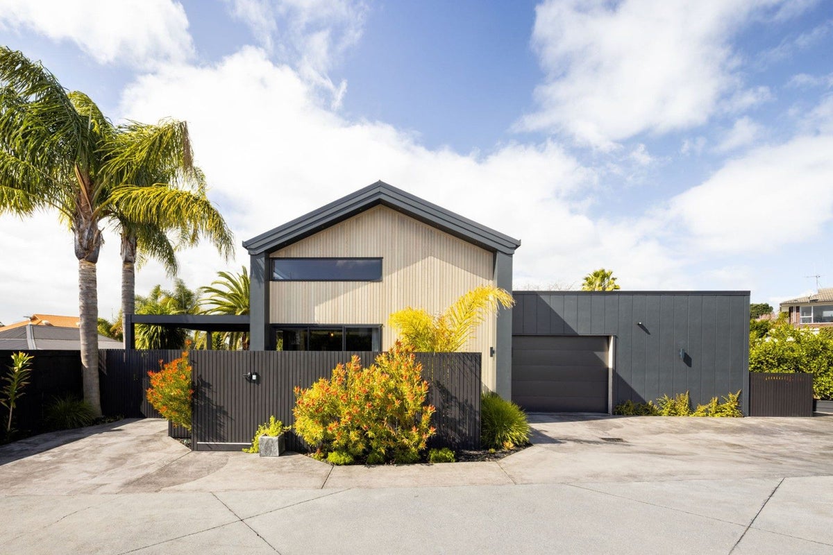 32A Marnane Terrace, St Andrews, Hamilton - Carousel 1