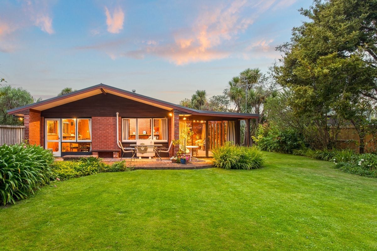 90 Fisher Avenue, Beckenham, Christchurch - Carousel 19
