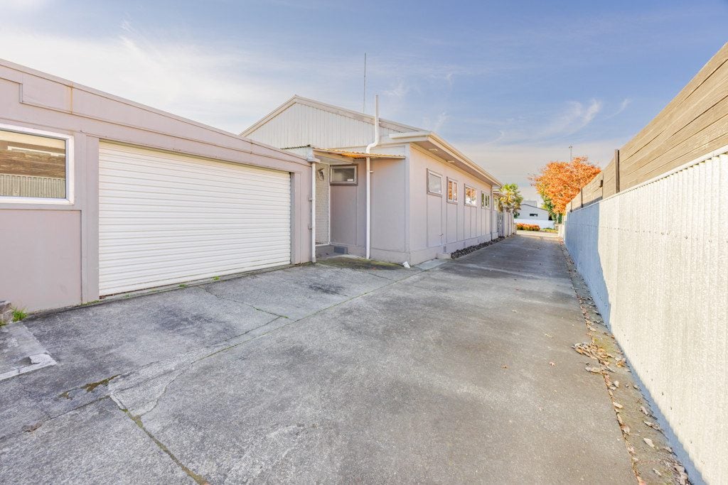 706 Whitehead Road, Saint Leonards, Hastings - Carousel 16