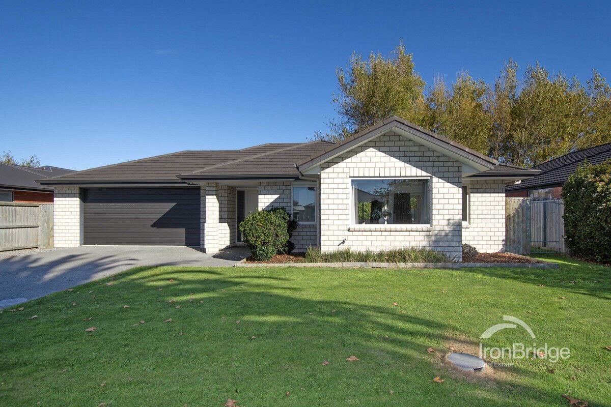 23 Country Palms Drive, Halswell, Christchurch - Carousel 1