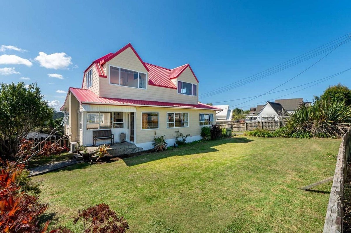 141 Manuka Road, Bayview, Auckland - Carousel 15
