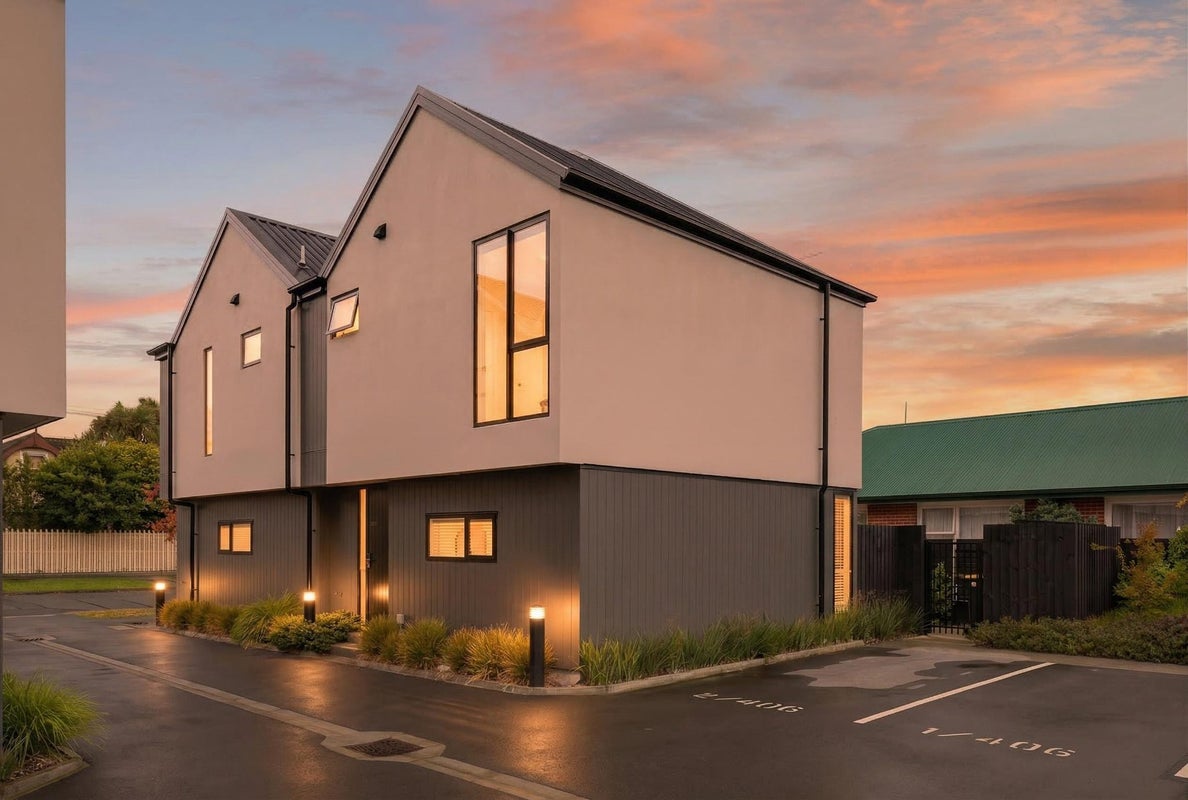2/406 Armagh Street, Linwood, Christchurch - Carousel 1