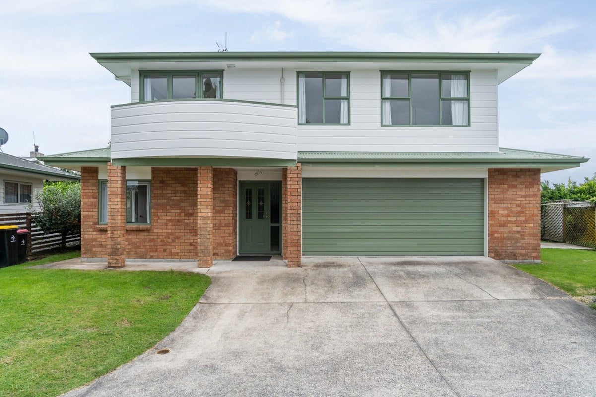 36B Upland Street, Brookfield, Tauranga - Carousel 1
