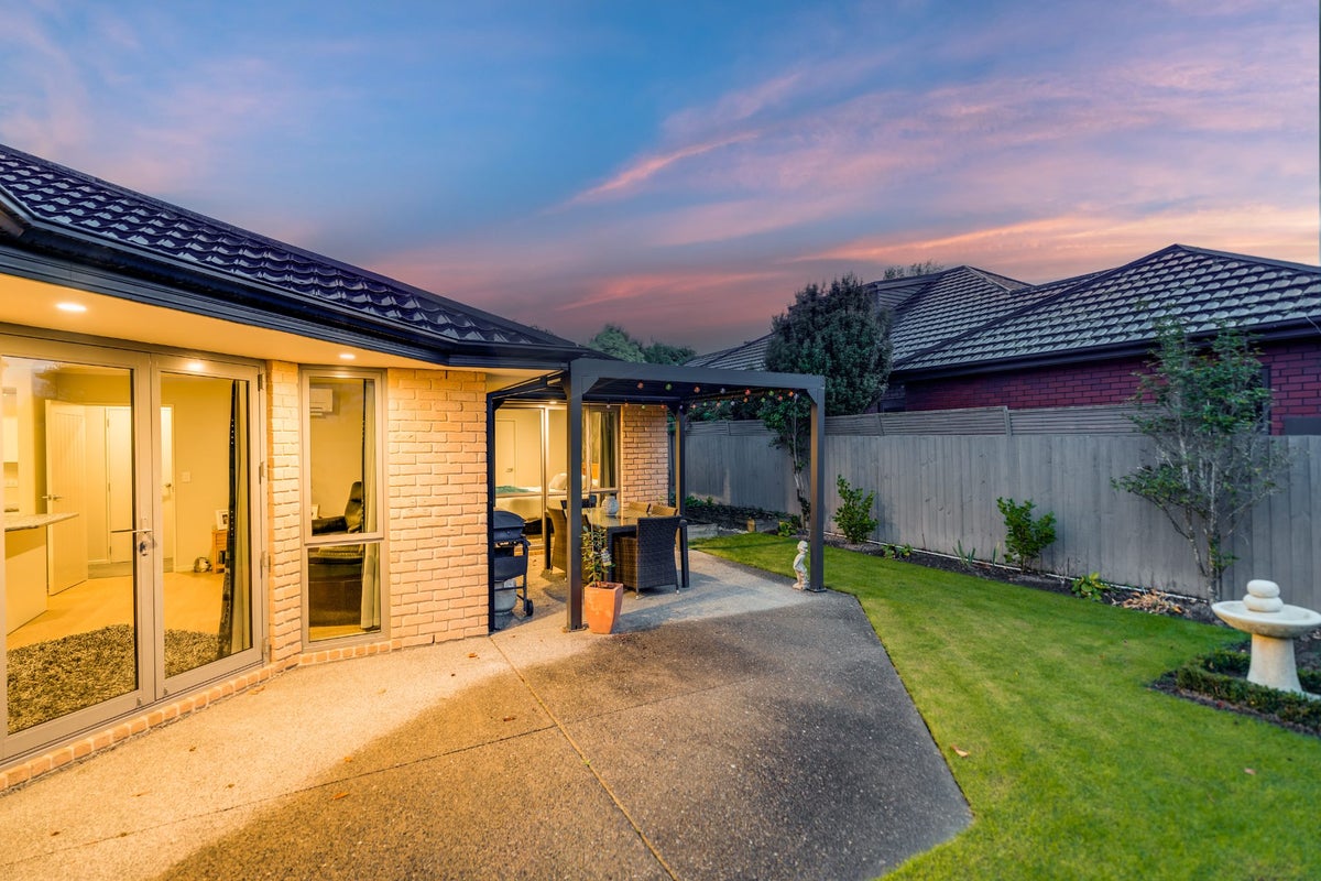 31 Eaglesome Avenue, Aidanfield, Christchurch - Carousel 20