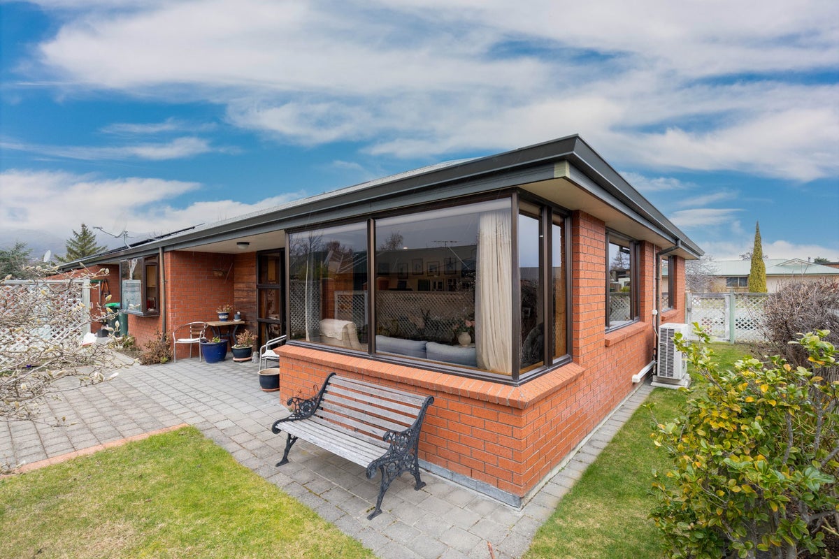 30A Orchard Place, Cromwell, Cromwell - Carousel 2