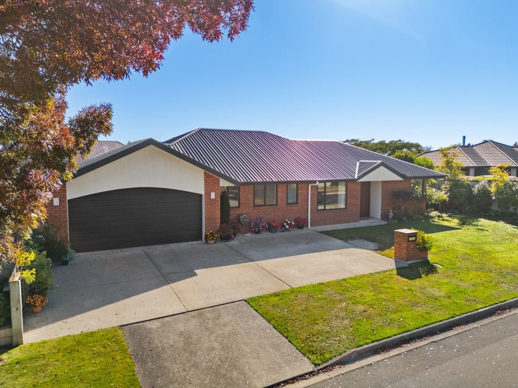 33 Hope Drive, Witherlea, Blenheim - Carousel 1