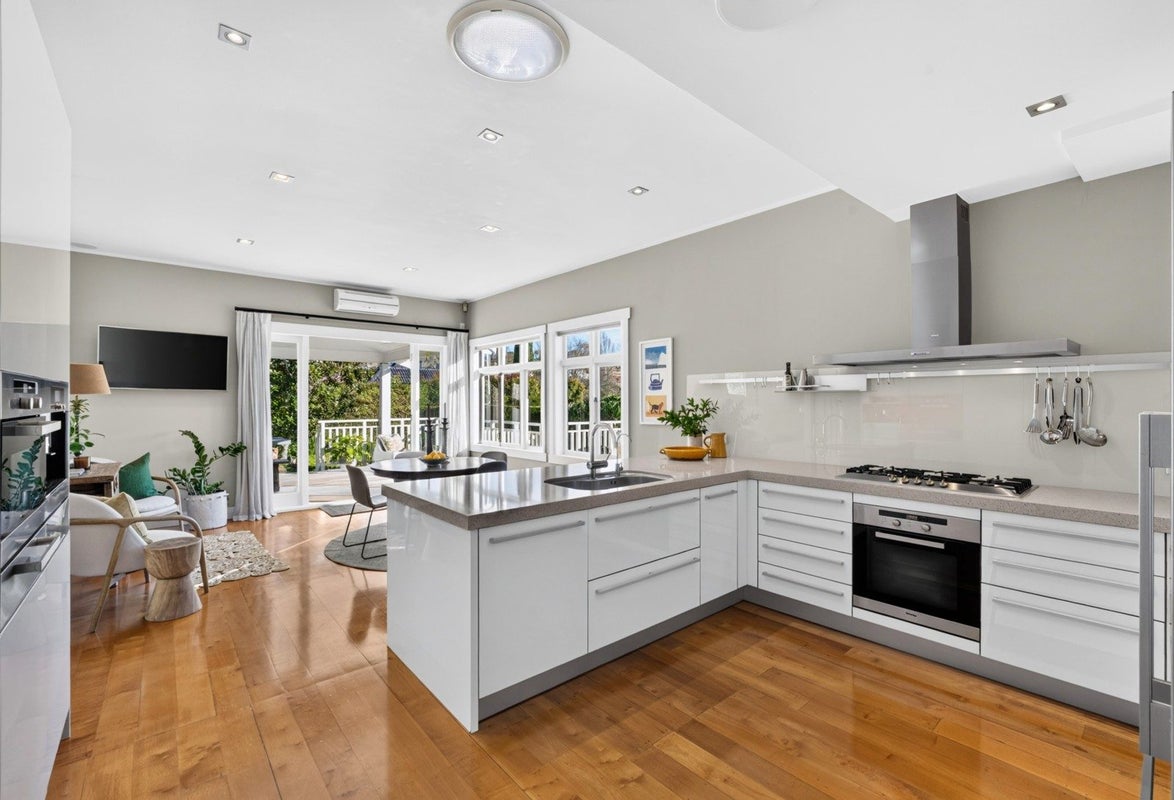 47 Combes Road, Remuera, Auckland - Carousel 2