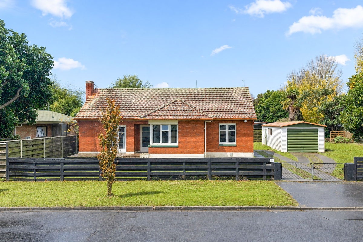 2A Wha Street, Frankton, Hamilton - Carousel 1